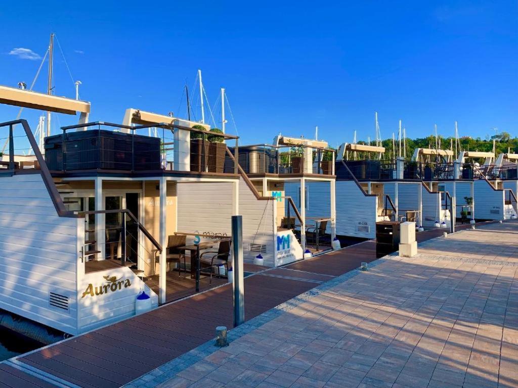 فيلا Floating Sea House Aurora بورتوروز المظهر الخارجي الصورة