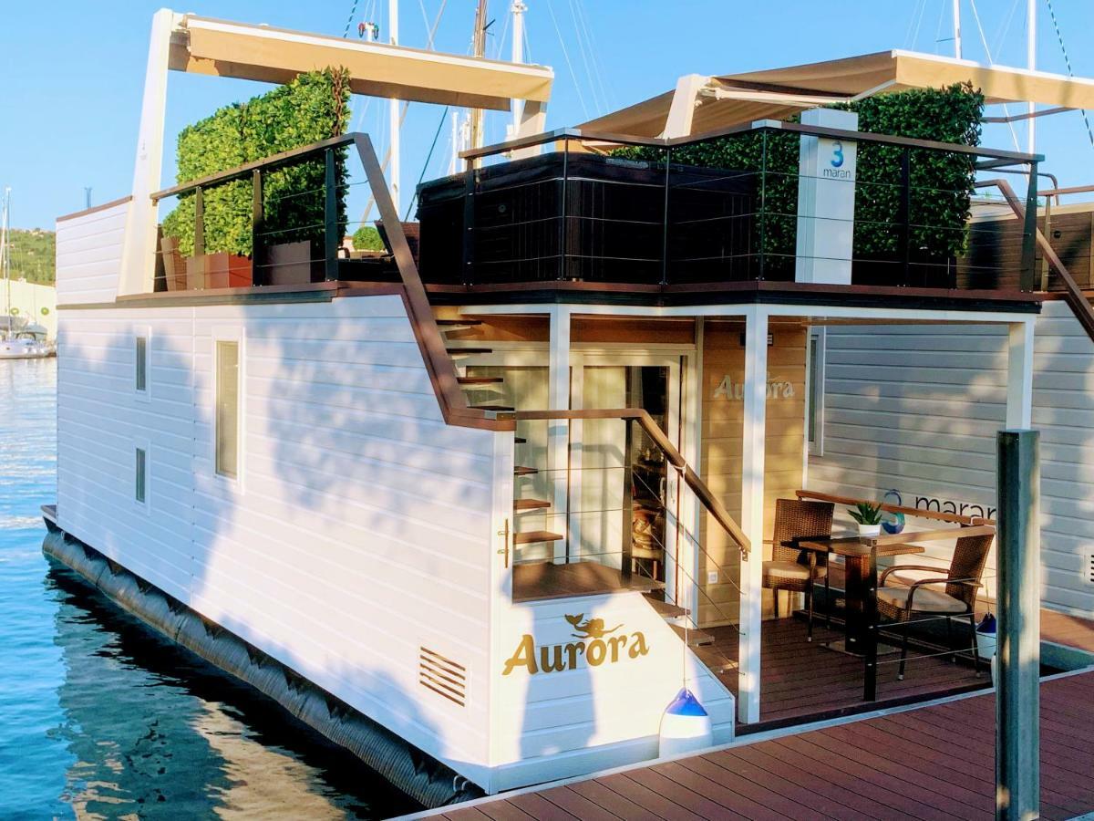 فيلا Floating Sea House Aurora بورتوروز المظهر الخارجي الصورة